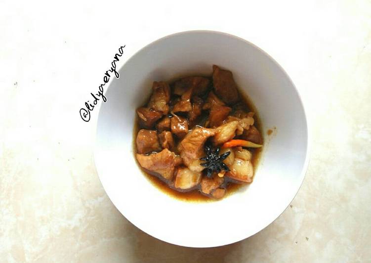 Daging babi kecap wangi (non halal)