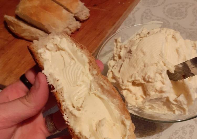 como se hace el suero de leche cremoso
