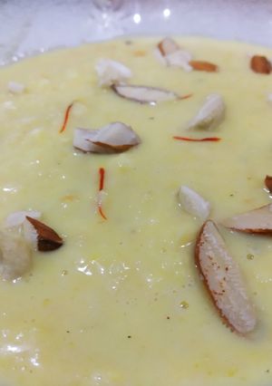 लच्छेदार रबड़ी (Lachedar Rabdi recipe in hindi) रेसिपी मुख्य फोटो