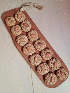 Una foto de Galletas de avena, mi receta de cabecera ♥ Ideal principiantes 🍪