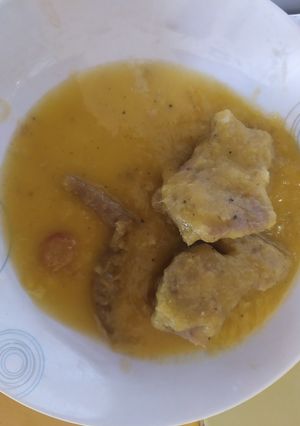 Una foto de Guisado de lomo y piña