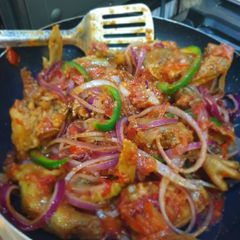 A picture of Peppered chicken.