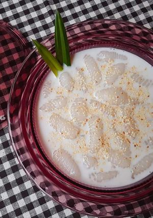 Hình của món CHÈ con đuông kiểu Thái Lan.