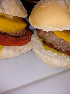 Una foto de Super Hamburguesas de res