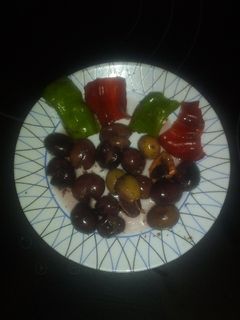 Una foto de Aceitunas aliña