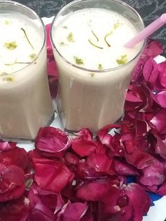 কোকোনাট কেশর মালাই (Coconut kesar malai recipe in Bengali) রেসিপির প্রধান ছবি