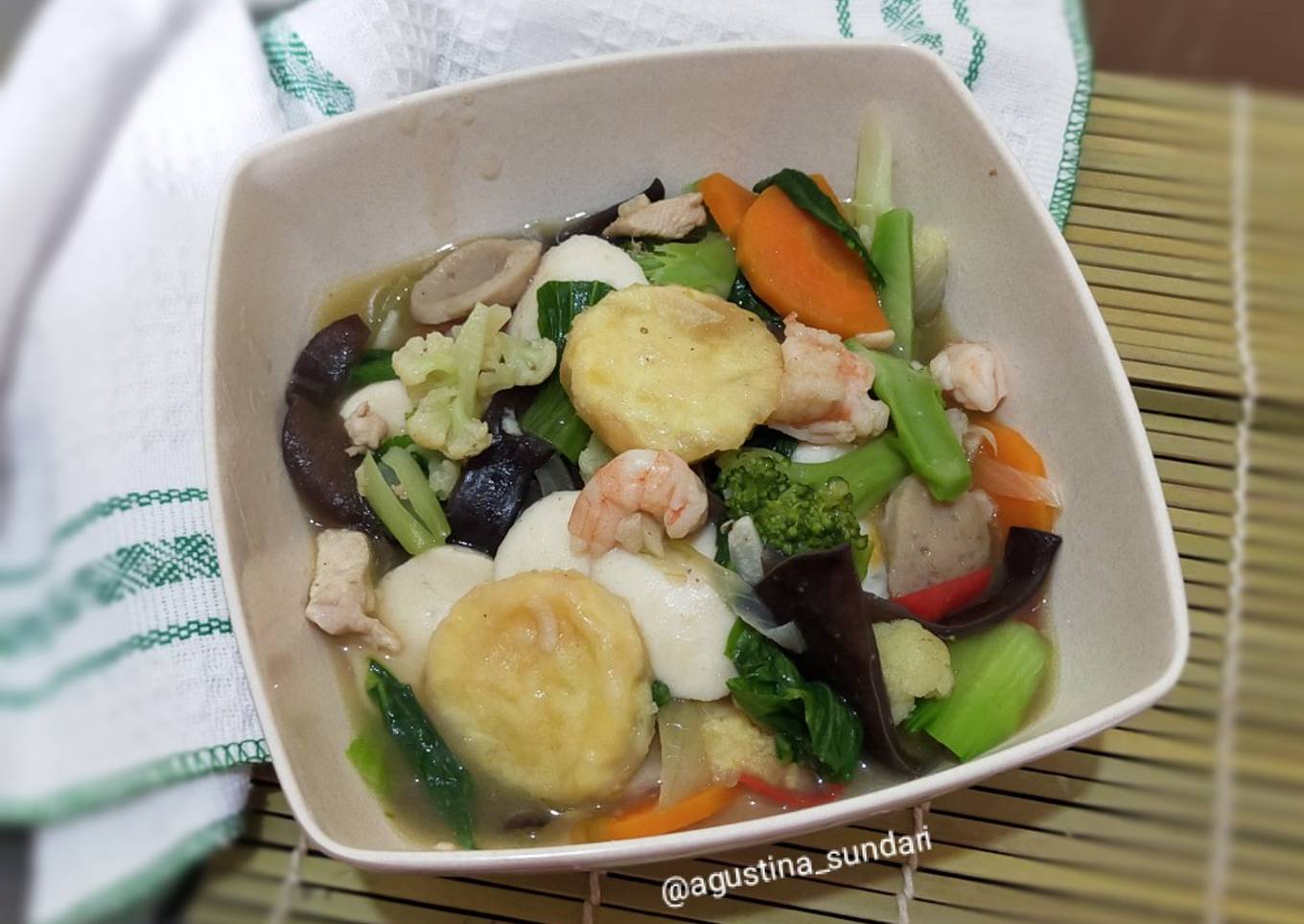 214. Sapo tahu estimeva