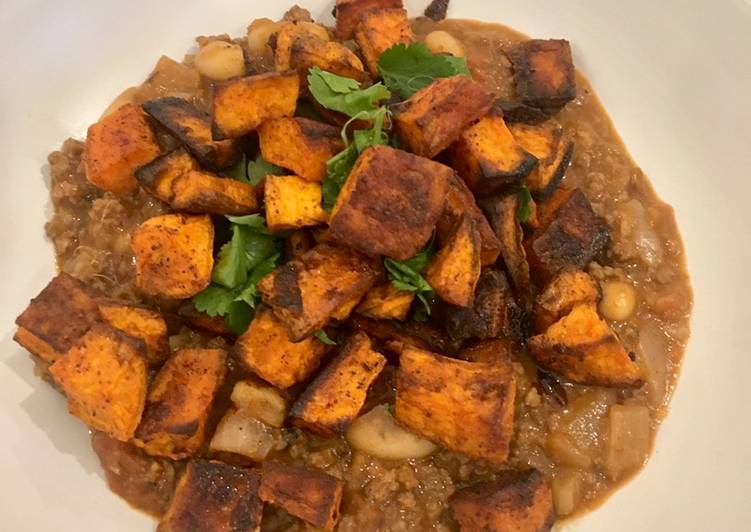 Cowboys Chilli With Crispy Sweet Potato Toppers