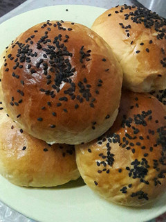 Foto resep Roti burger dgn Wijen Hitam empuk