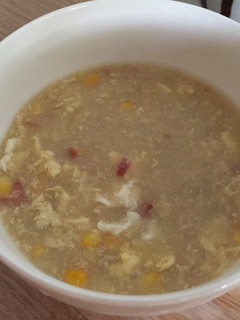 Una foto de Sopa ankake de maíz y panceta