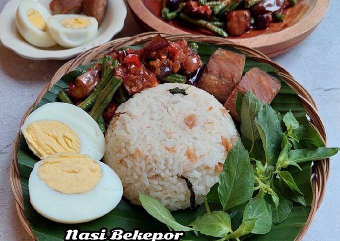 Nasi Bekepor: Lezatnya Warisan Kuliner Kutai yang Mulai Langka