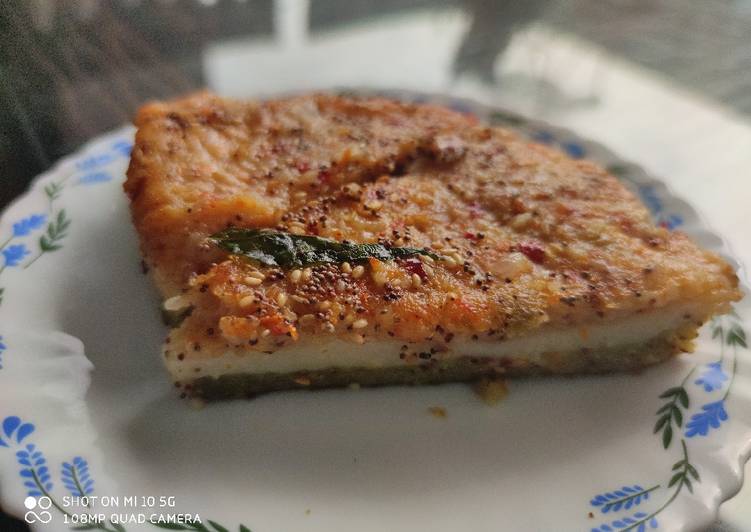 Steps to Prepare Super Quick Homemade Spicy Tricolour Sandwich Dhokla
