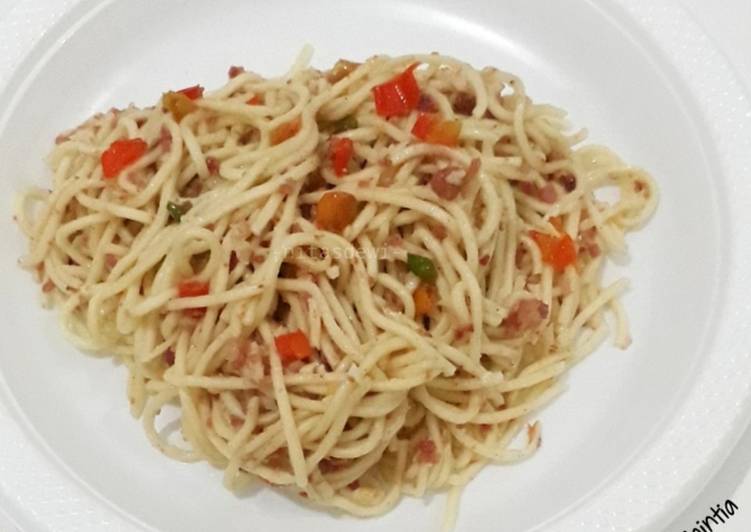 Bagaimana Membuat Spaghetti Aglio Olio (pakai mie telur urai) Anti Gagal