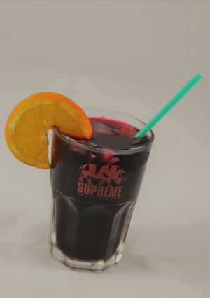 Une photo de Sangria sans alcool a l hibiscus