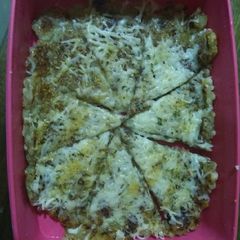 A picture of Sago(sabudana) cheese chilli thalipeeth.