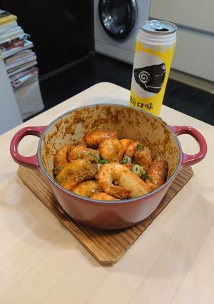 同間公司待好久還是覺得水土不胡椒蝦 的食譜成品照片