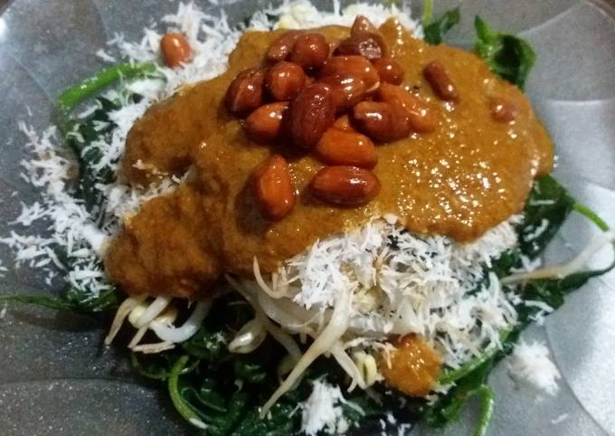 Langkah Mudah untuk Menyiapkan Sayur serombotan pedas khas bali yang Bisa Manjain Lidah