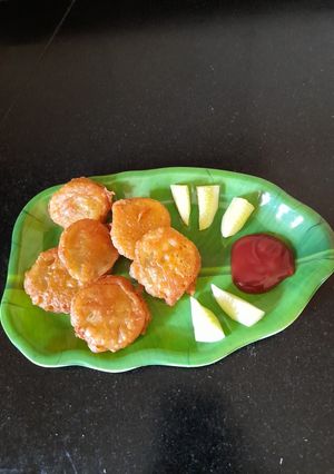 A picture of Cucumber Potato Sandwich Pakora.