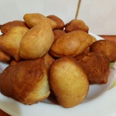 A picture of Mandazi.