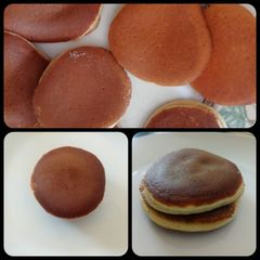 A picture of Dorayaki with nutella.