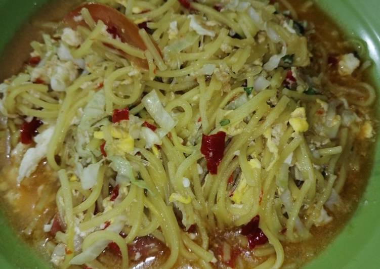 urutan Menyiapkan Mie Kuning Rebus Jadi, mengenyangkan