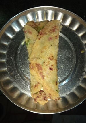A picture of Cheesy suji wrap roll.