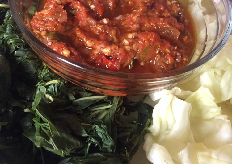 Lalapan sambal terasi