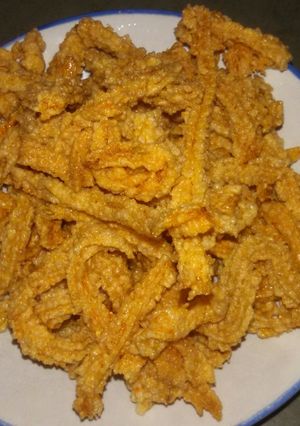 A picture of Left over rice crispy stick.
