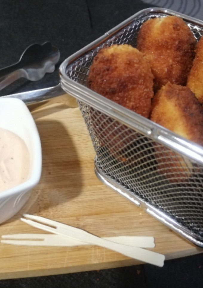 Una foto de Croquetas de gambas con Moulinex Cuisine Companion