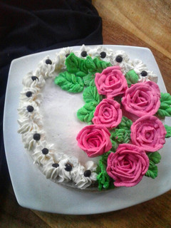Foto resep Sponge Cake with flower buttercream