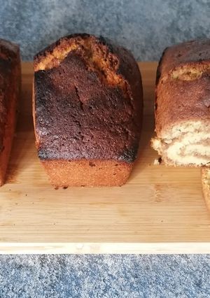 Une photo de 3 Cakes haut marbré choco vanille