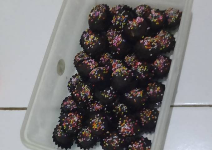 Bola2 coklat