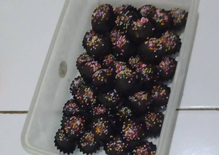 Resep: Di RumahBola2 coklat