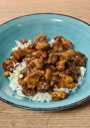 Una foto de Pollo Kung Pao adaptado