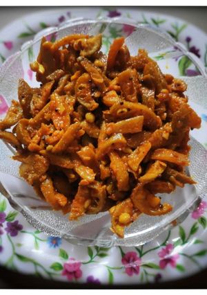 કંકોડા નું શાક (Kantola Shak Recipe In Gujarati) રેસીપી મુખ્ય ફોટો