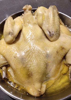 A picture of Steam Whole Chicken.