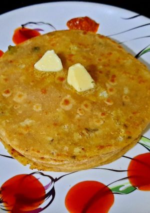 गोभी पराठा (Gobhi paratha recipe in hindi) रेसिपी मुख्य फोटो