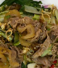 thịt bê thui xào sả ớt