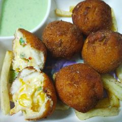 A picture of Cheese corn balls.