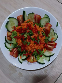 A picture of Vegetable salad.