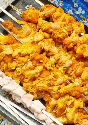 عکسی از دستور مرینت جوجه ماستی زعفرانی