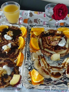 A picture of Banana apple and oats pancakes.