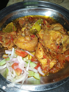 A picture of Stew Chicken karahi.