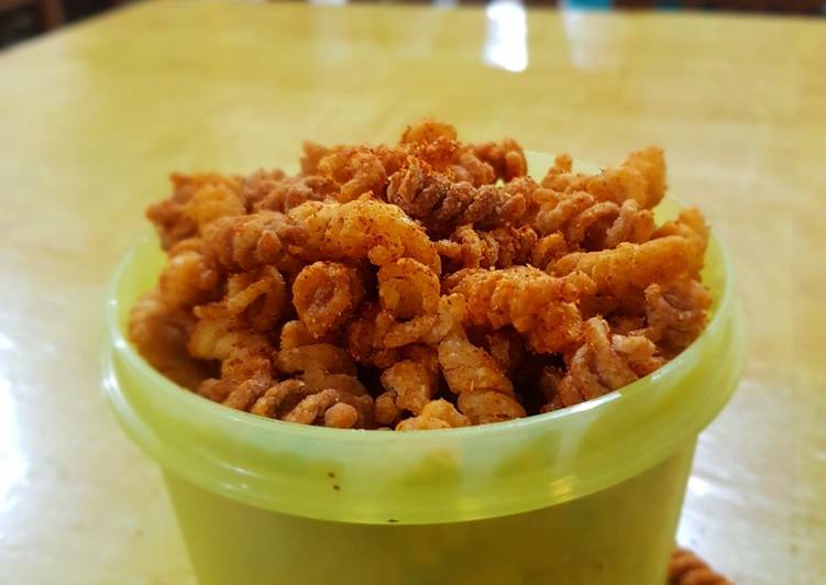 Resep Makaroni ulir renyah krispy murah yang mudah