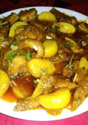 রসুন দিয়ে বাইম মাছ কারি রেসিপির প্রধান ছবি