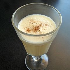 A picture of Eggnog.