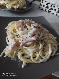 Una foto de Spaghetti a la carbonara