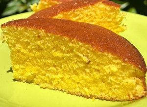 Una foto de Torta de naranja húmeda