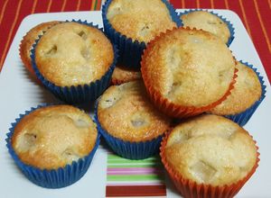 Una foto de Muffins de coco y pera