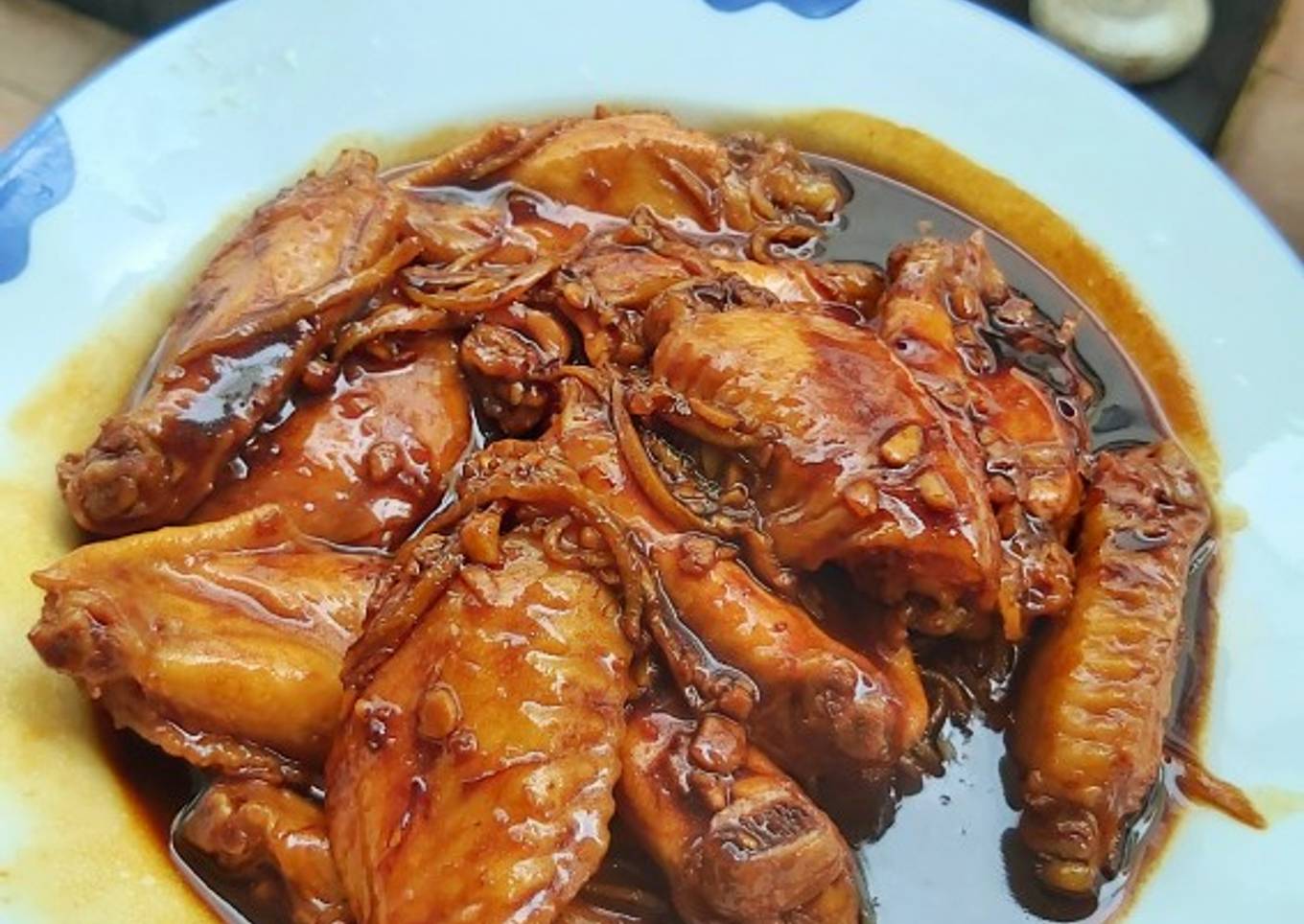 Sayap Ayam Masak Saus hitam (Chinese food)